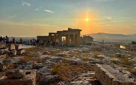 Atenas: Excursão Guiada Acrópole ao Pôr do Sol e Trilha Colinas da Democracia