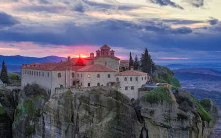 Atenas: Viagem de 2 dias a Meteora com hotel, pôr do sol e passeio matinal