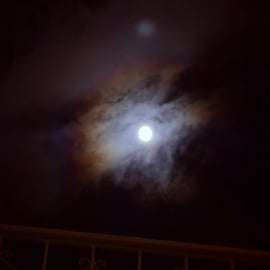 Passeio fantasma em Atenas: ruínas místicas e lendas antigas