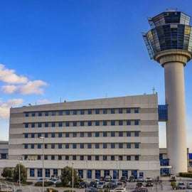 Traslado fácil de van e microônibus da cidade de Atenas para o aeroporto de Atenas