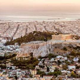 Traslado fácil de van e microônibus do aeroporto de Atenas para a cidade de Atenas