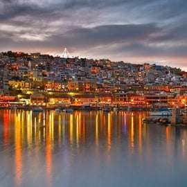 Traslado privado entre los hoteles de Atenas y el puerto del Pireo