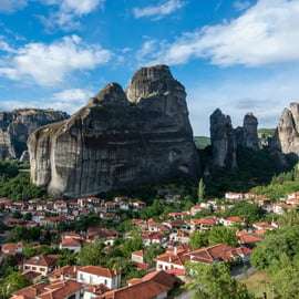 Atenas: Viagem de 1 dia a Meteora com guia de áudio e opção de almoço