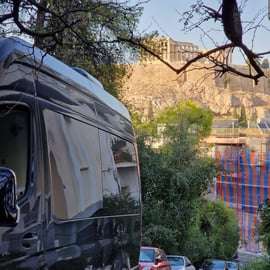 Traslado fácil de van e microônibus do aeroporto de Atenas para a cidade de Atenas