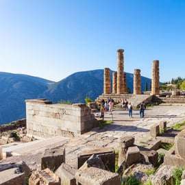 De Atenas: viagem de 1 dia a Delfos com guia que fala espanhol