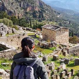 De Atenas: viagem de 1 dia a Delfos com guia que fala espanhol