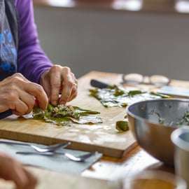 Atenas: Visita ao mercado alimentar e aula de culinária com vinho