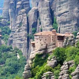Atenas: Viagem de 1 dia a Meteora com guia de áudio e opção de almoço