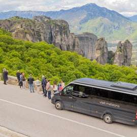 Atenas: Excursión de 2 días a Meteora con hotel, puesta de sol y excursión matinal