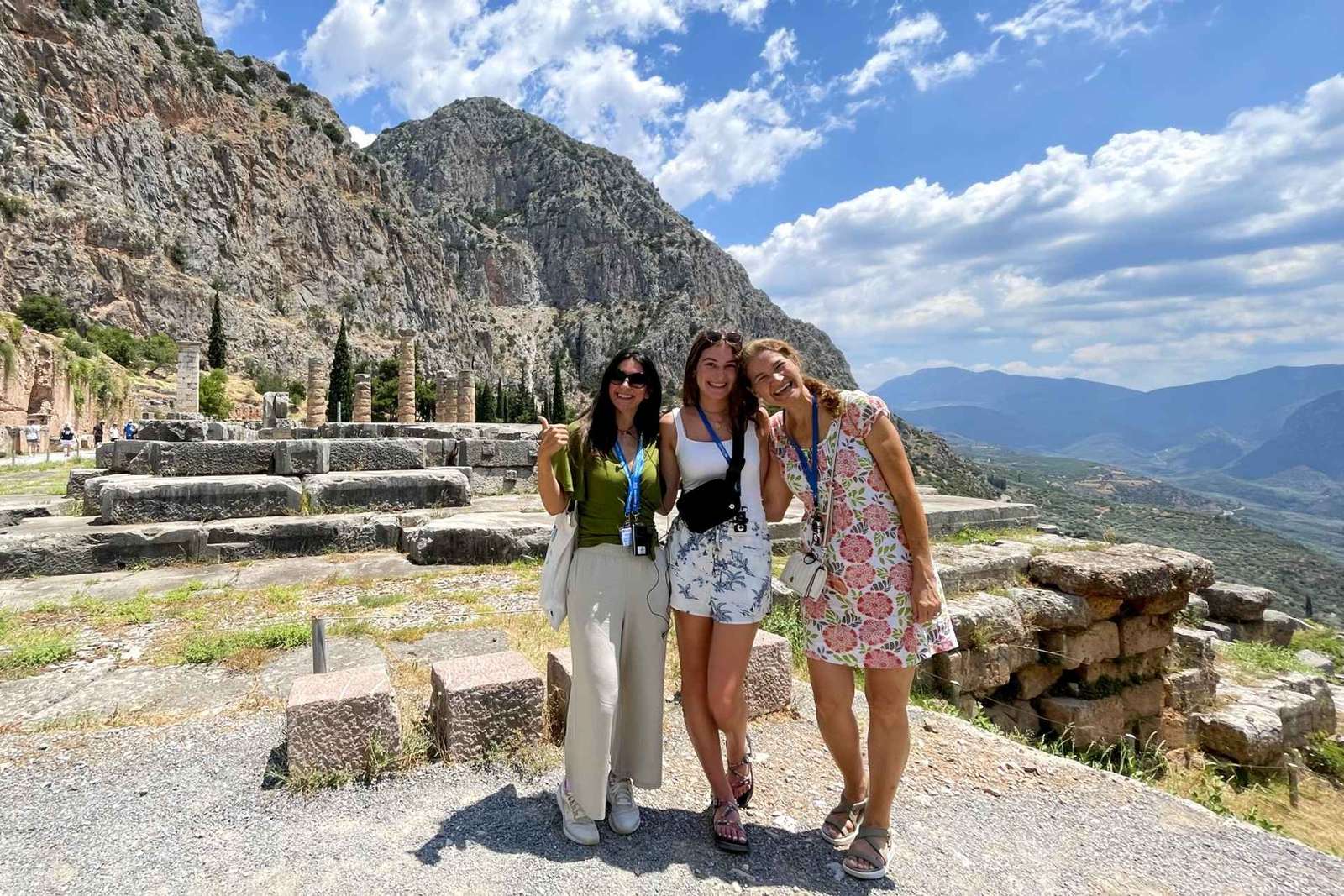 Atenas: Delfos, Museu de Delfos e Arachova - viagem de 1 dia com guia