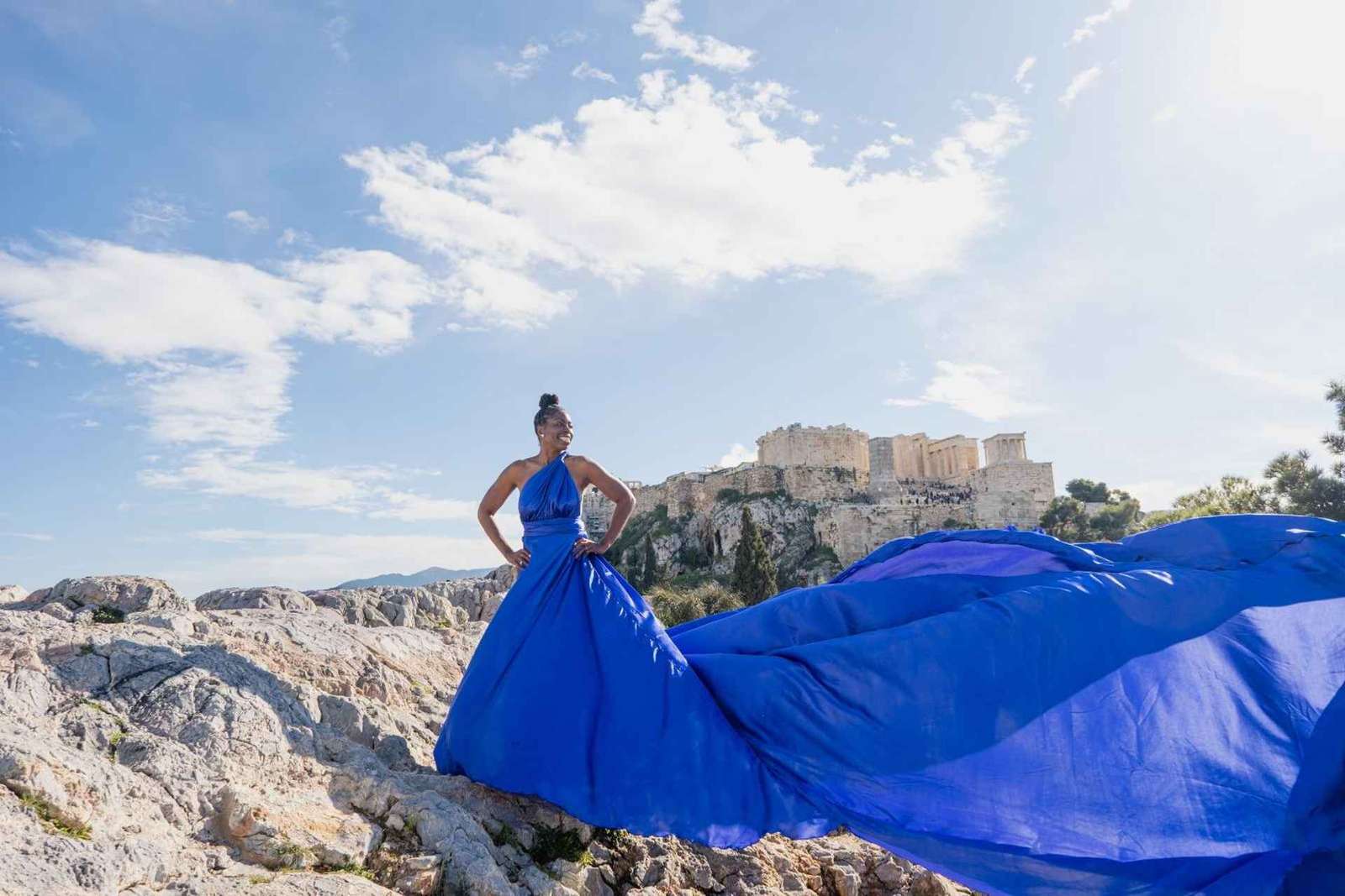 Atenas: Sessão de Fotos com Vestido Esvoaçante