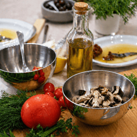 Cozinha como um grego numa aula de culinária no coração de Atenas