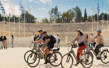 Atenas: Visita guiada de E-Bike ao centro histórico