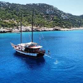 Atenas: Cruzeiro em Agistri, Moni e Aegina com almoço e bebidas