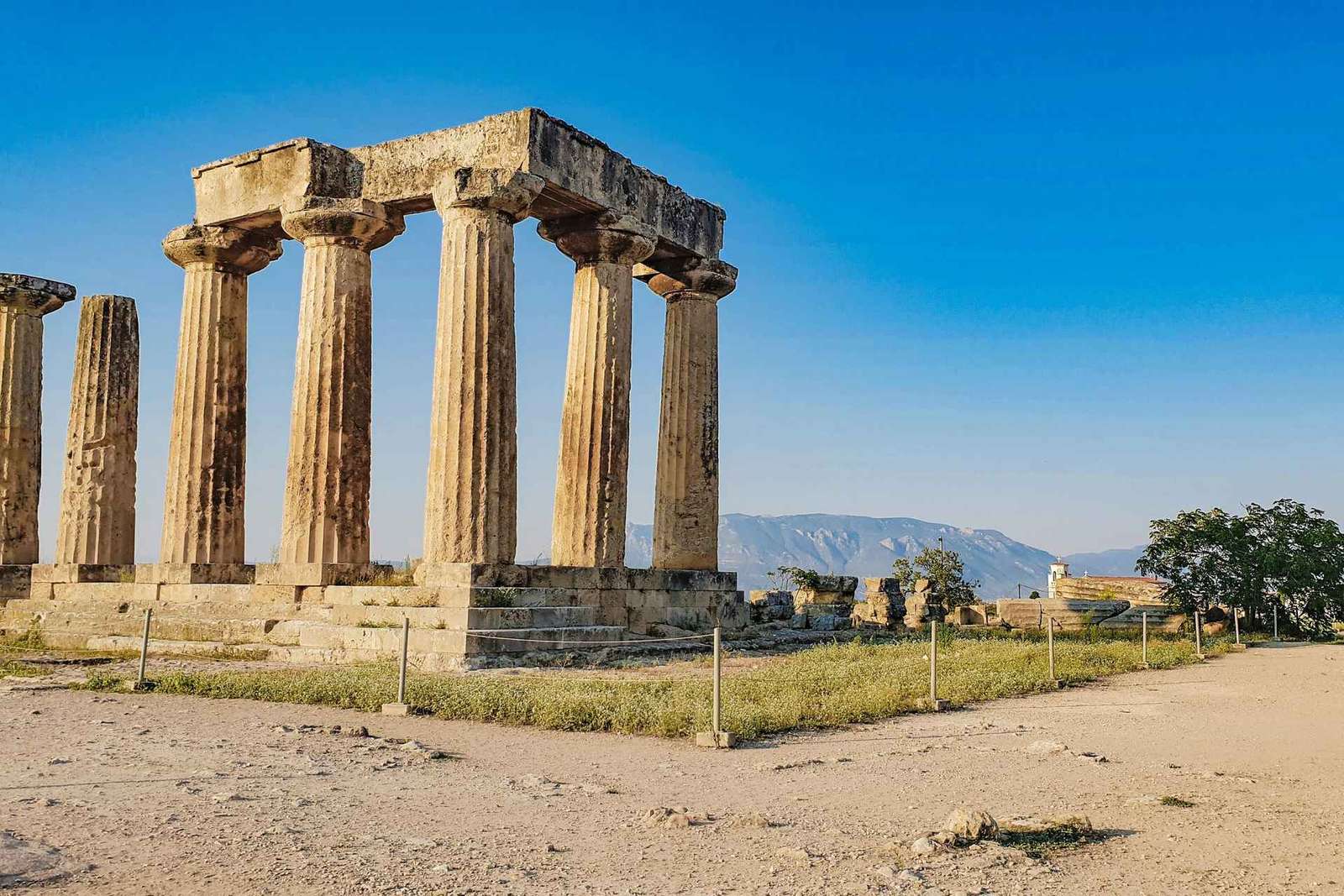 Desde Atenas: Antigua Corinto y Canal de Corinto Tour Privado