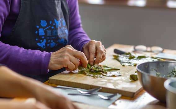 Atenas: Visita ao mercado alimentar e aula de culinária com vinho