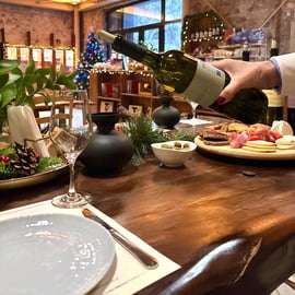 Atenas: tour de vinhos em Atenas com degustação numa adega local
