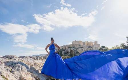 Atenas: Sessão de Fotos com Vestido Esvoaçante